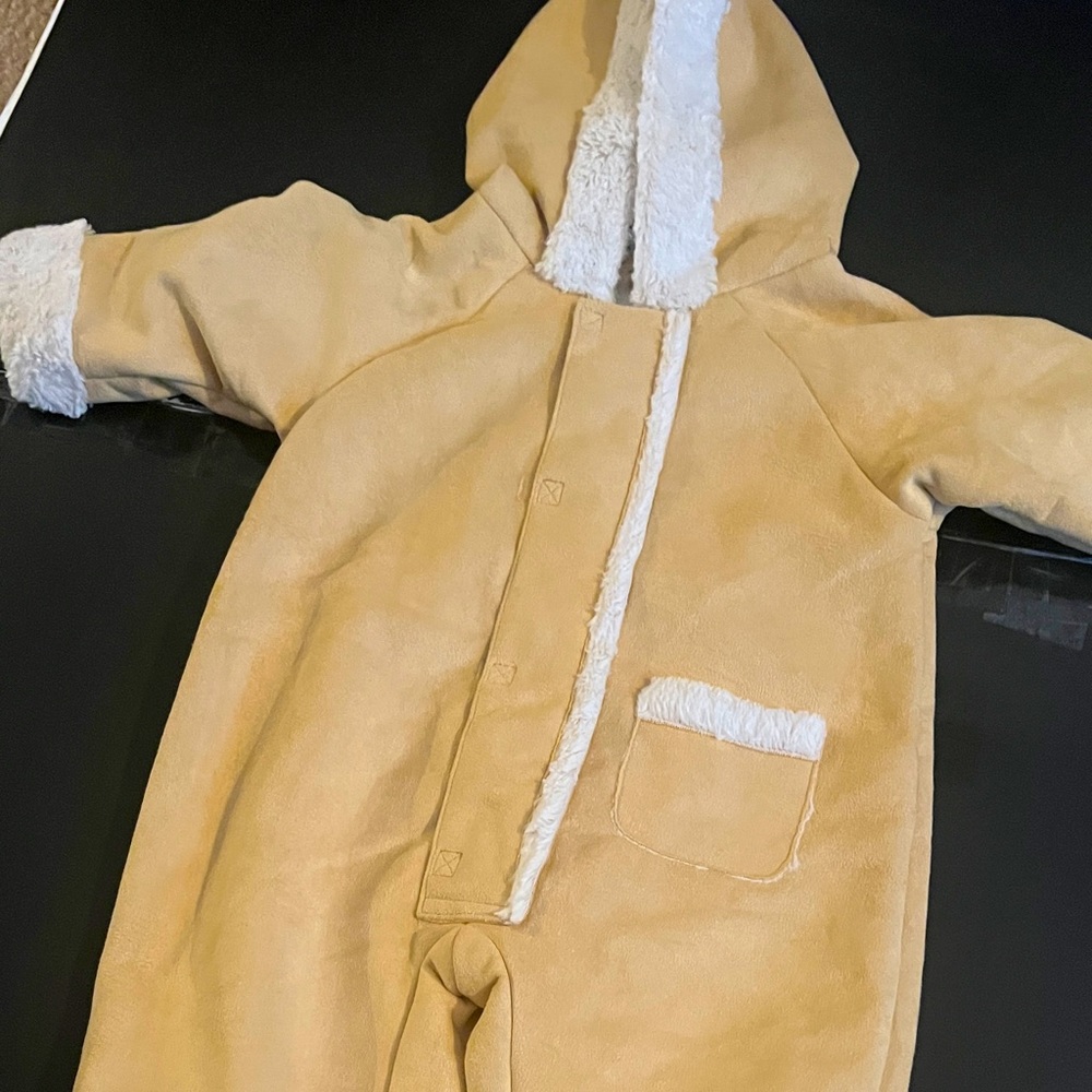 Small Wonders One Piece Winter Outfit. Infant Size 12 Months Beige Onesie.
